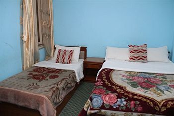 Hotel Trekkers 3*