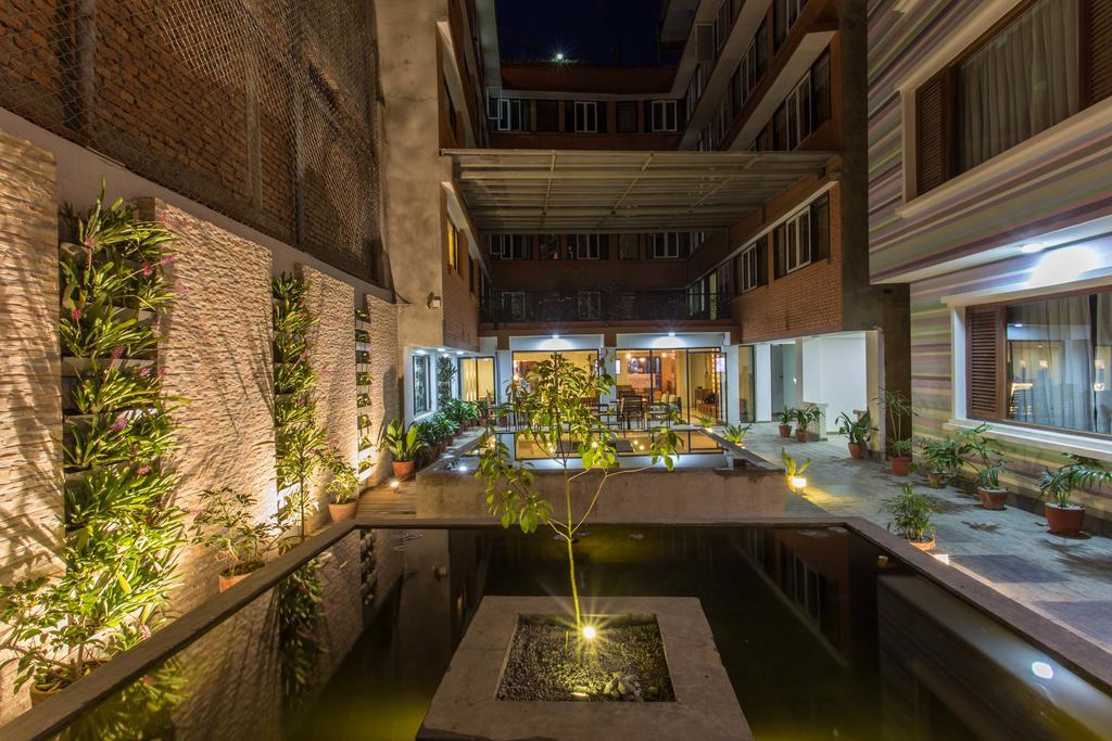 Potala Hotel 2*