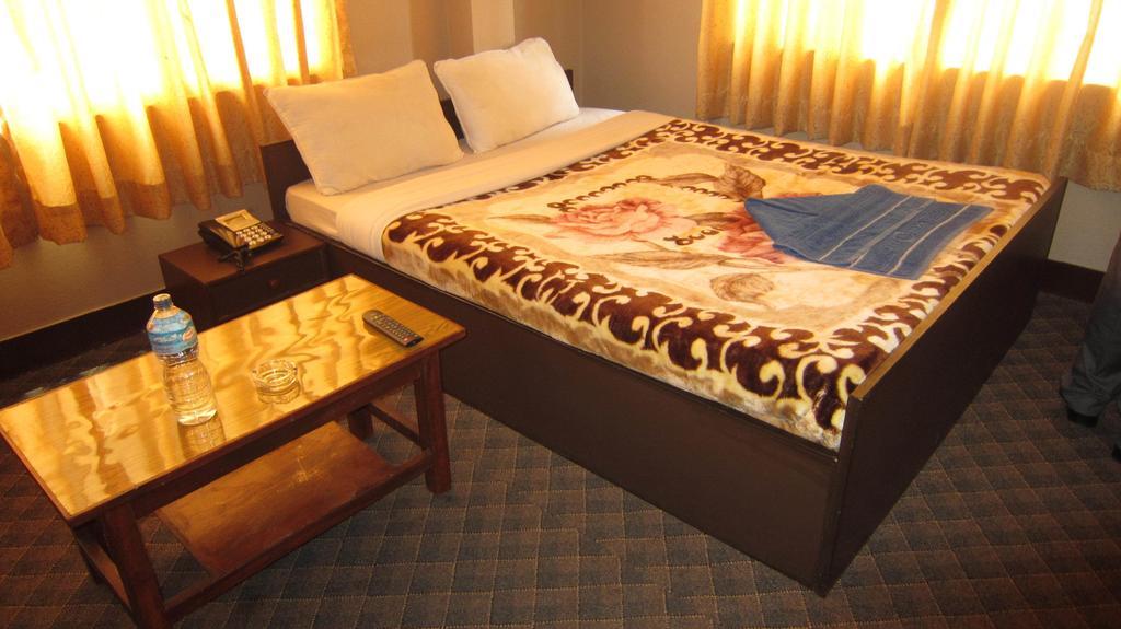 Aagaman Hotel 3*
