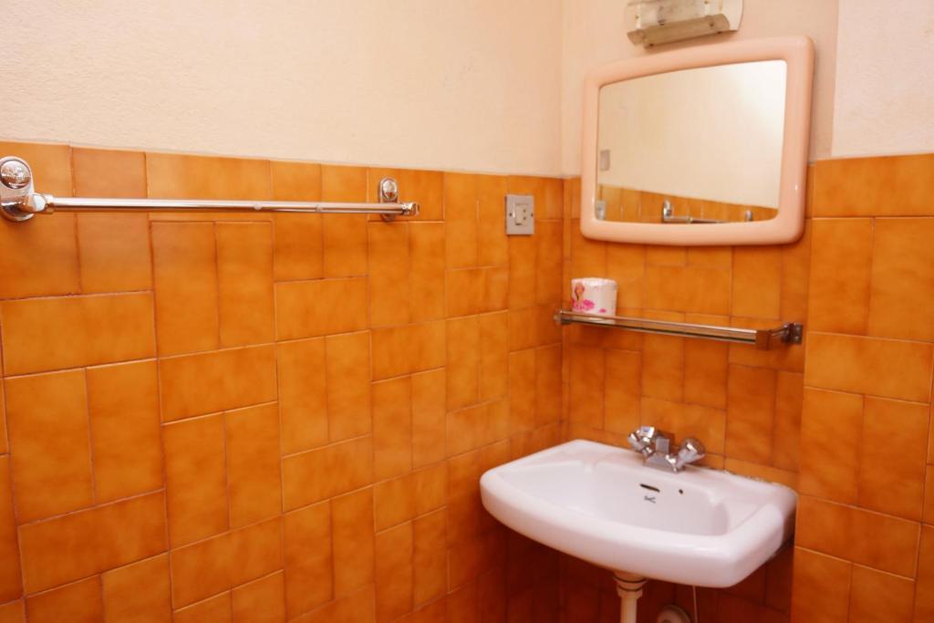 Happiness 1 Bed & Breakfast 2*