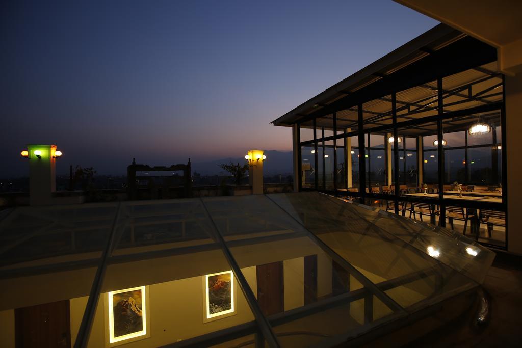 Arts Hotel