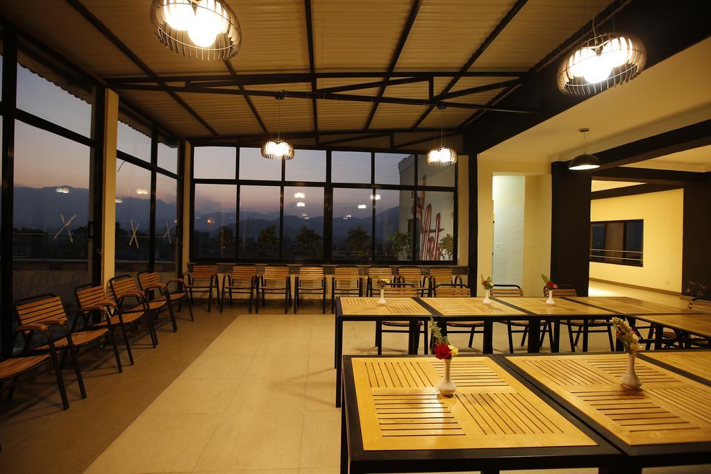 Hotel Arts 4*