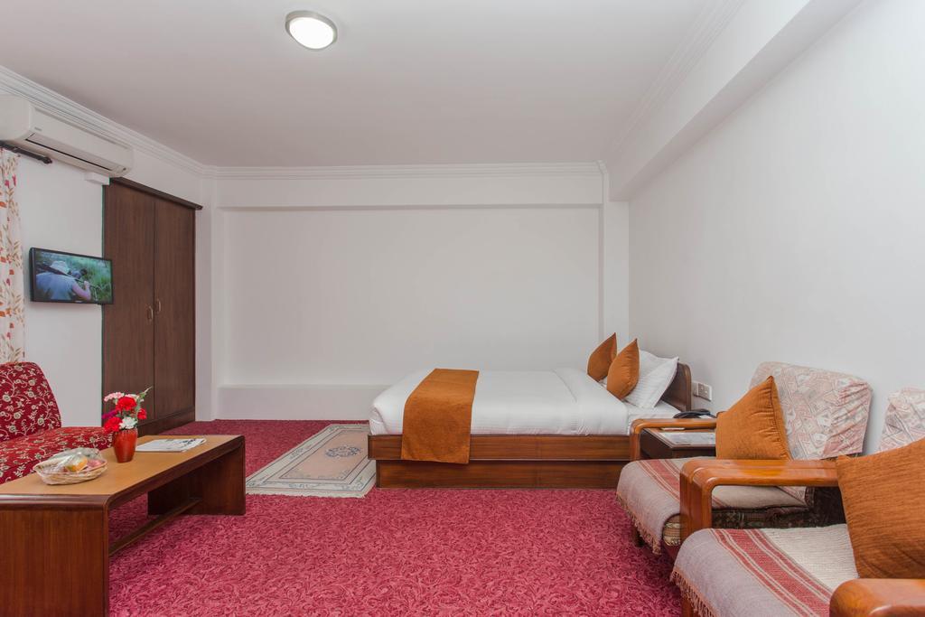 Fuji Hotel 2*