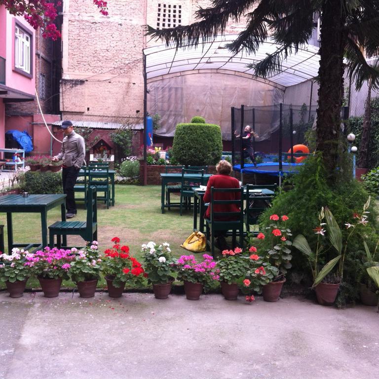 Acme Guest house 2*