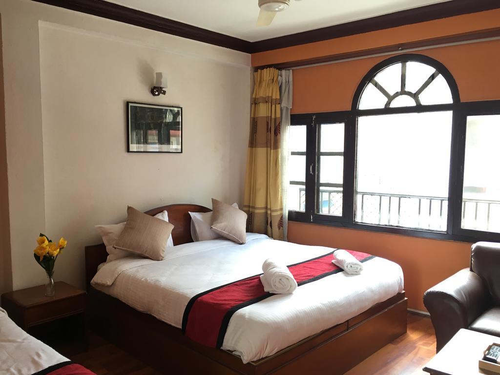 Bed & Breakfast Holy 2*