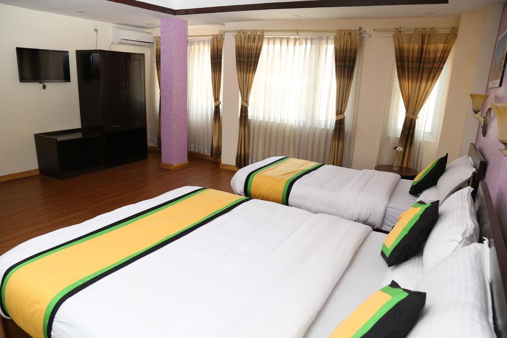Bed & Breakfast Annex 3*