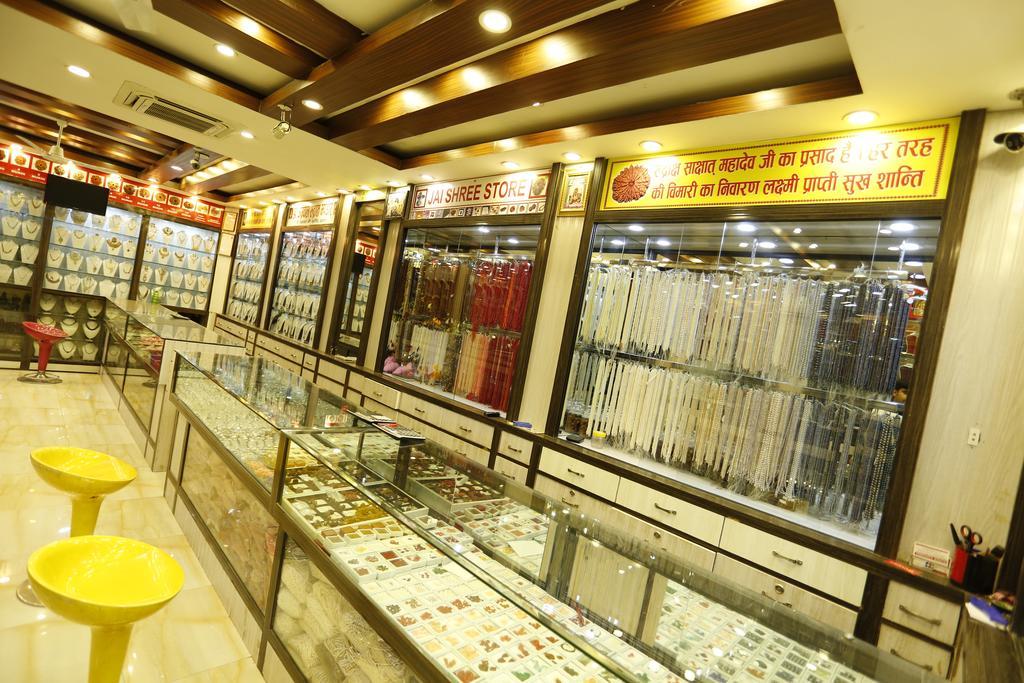 Hotel Mahadev 3*