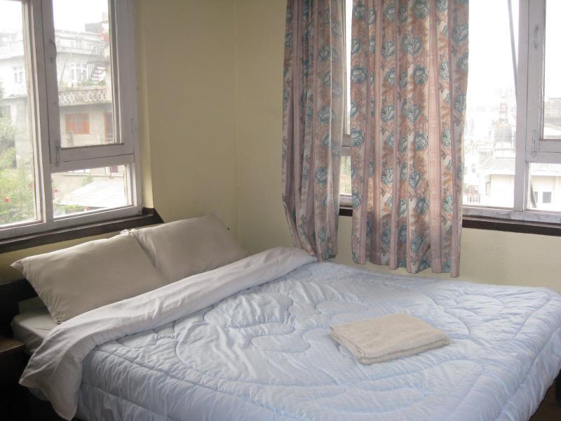 Family Peace House, 2*