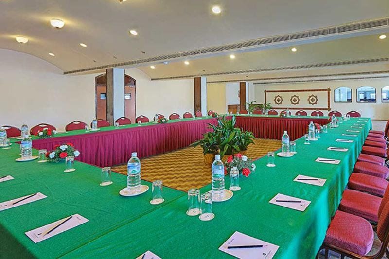 Hotel De L' Annapurna 5*