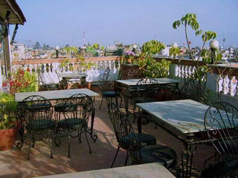 Heritage And Hotel *