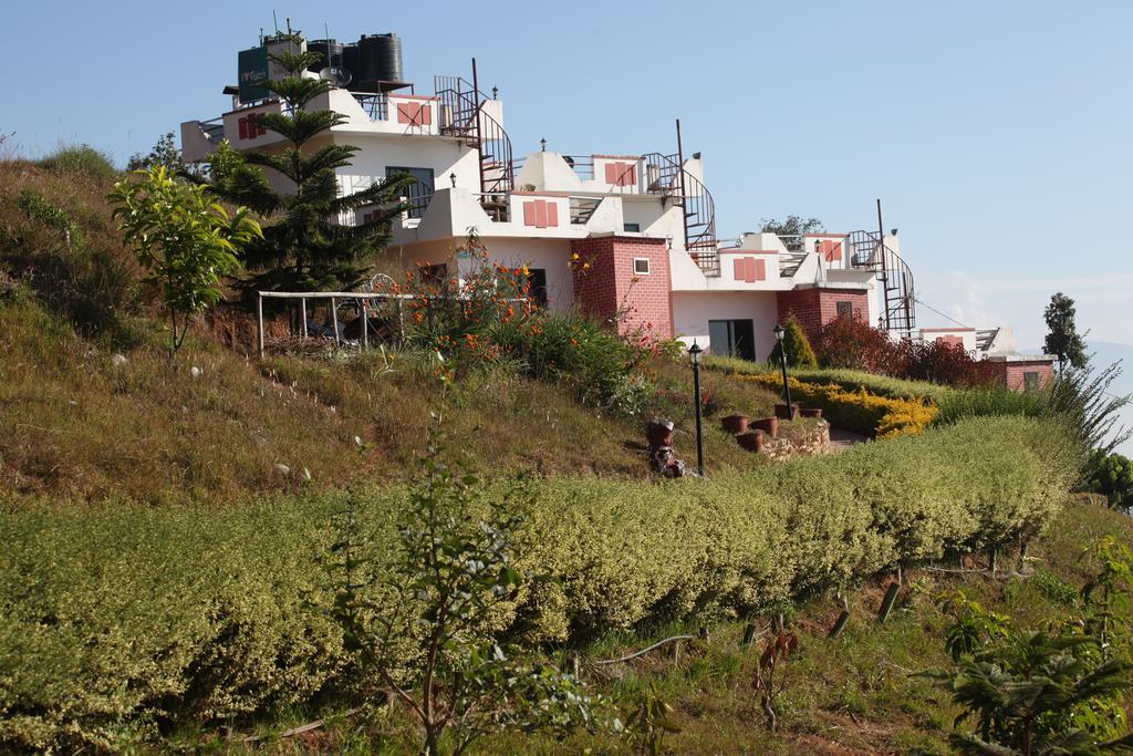 Naikap Village Resort 3*