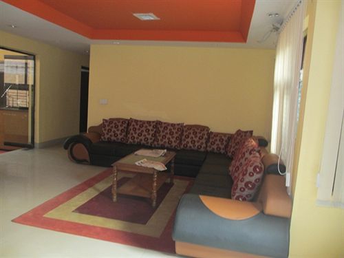 Himalayan Traveller's Inn 2*
