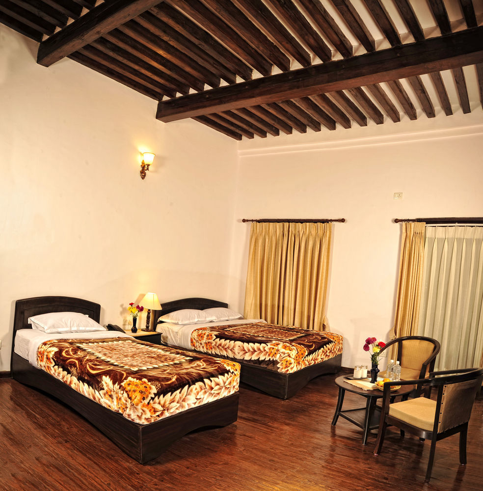 Oyo 738 Kaze Darbar Hotel