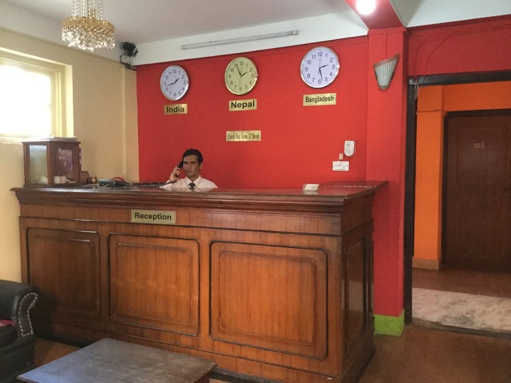 Pashupati Darshan Hotel