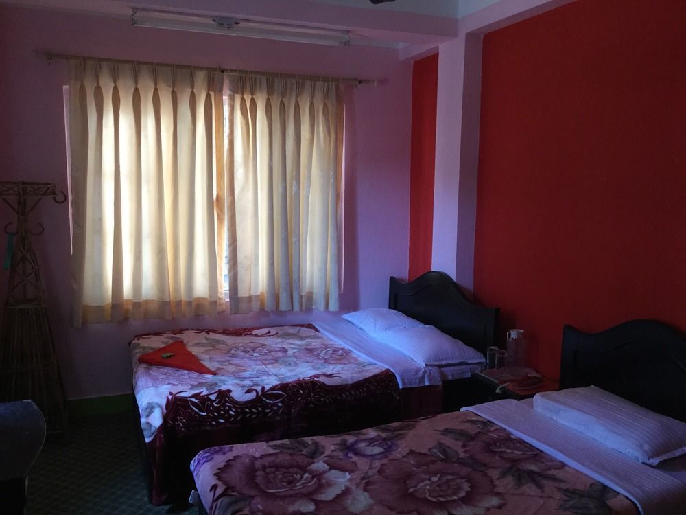 Hotel Pashupati Darshan 2*