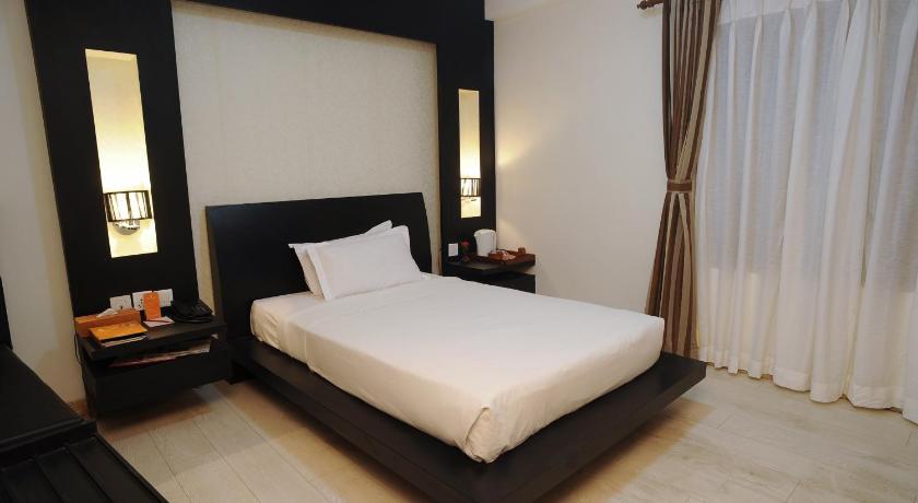 Hotel Shangri-la,