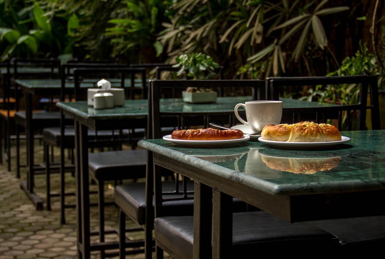 Jagat Hotel