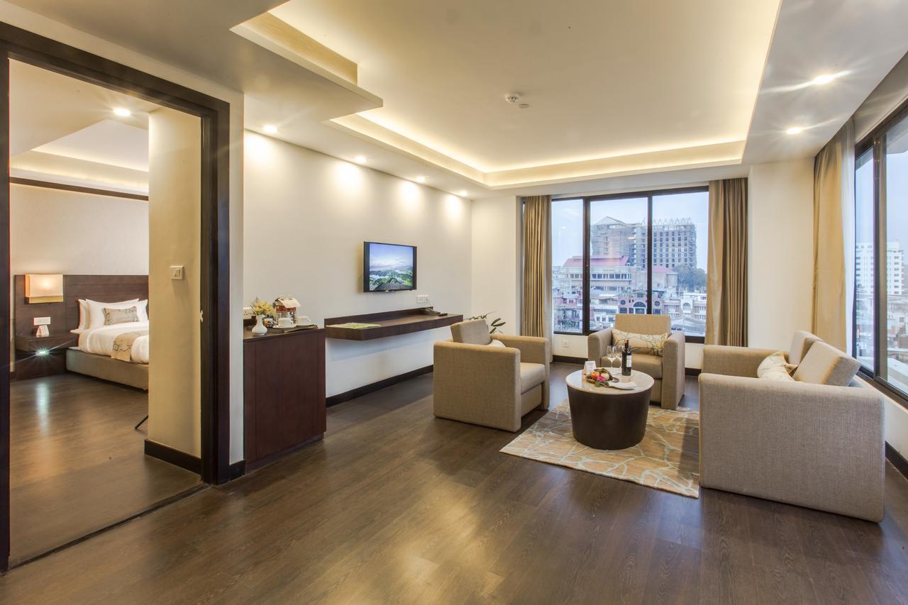 Mulberry Hotel
