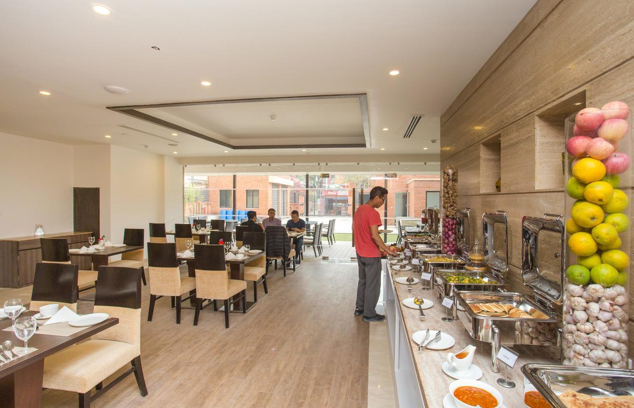 Mulberry Hotel 4*