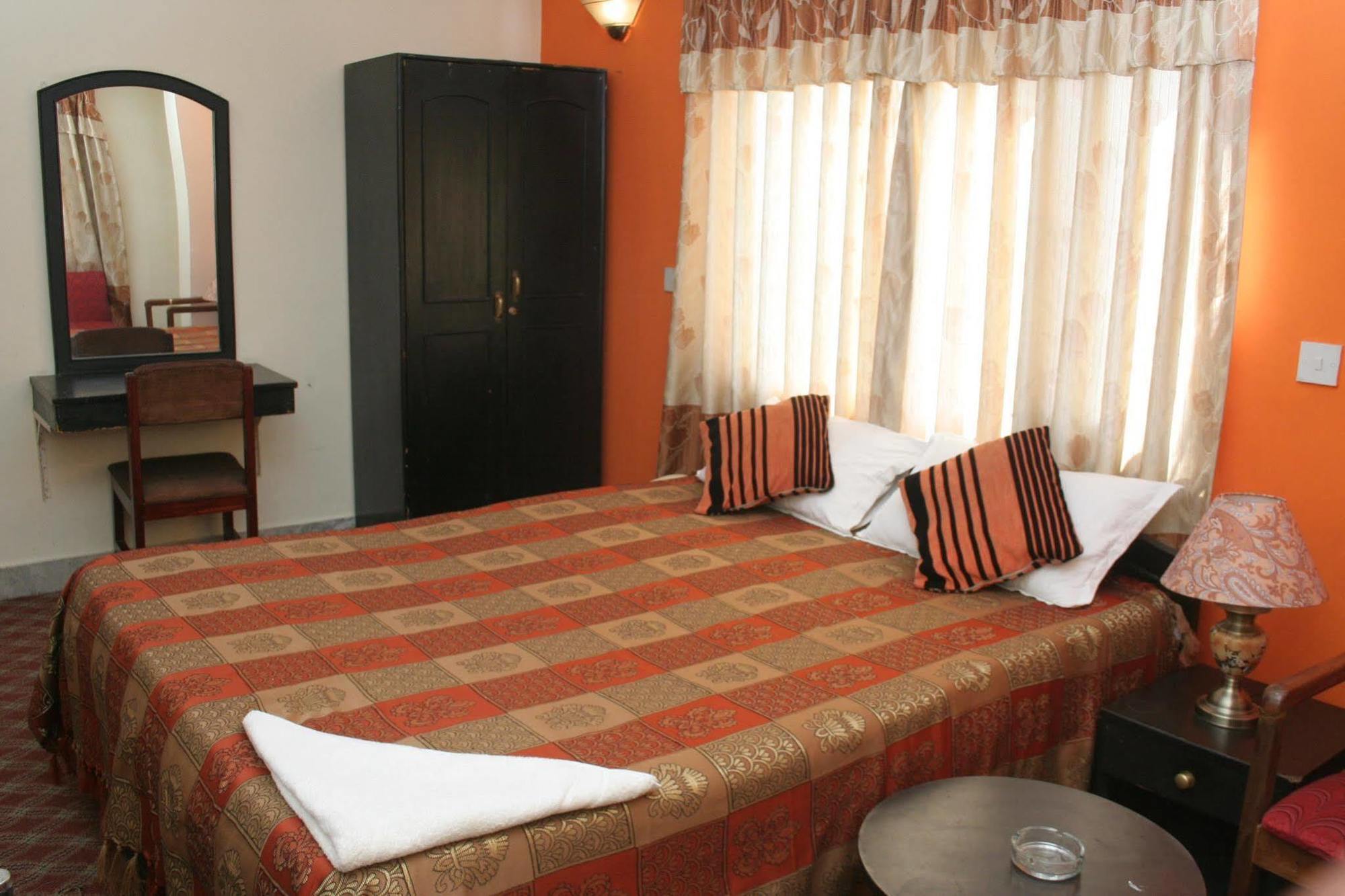 Annapurna Hotel 2*