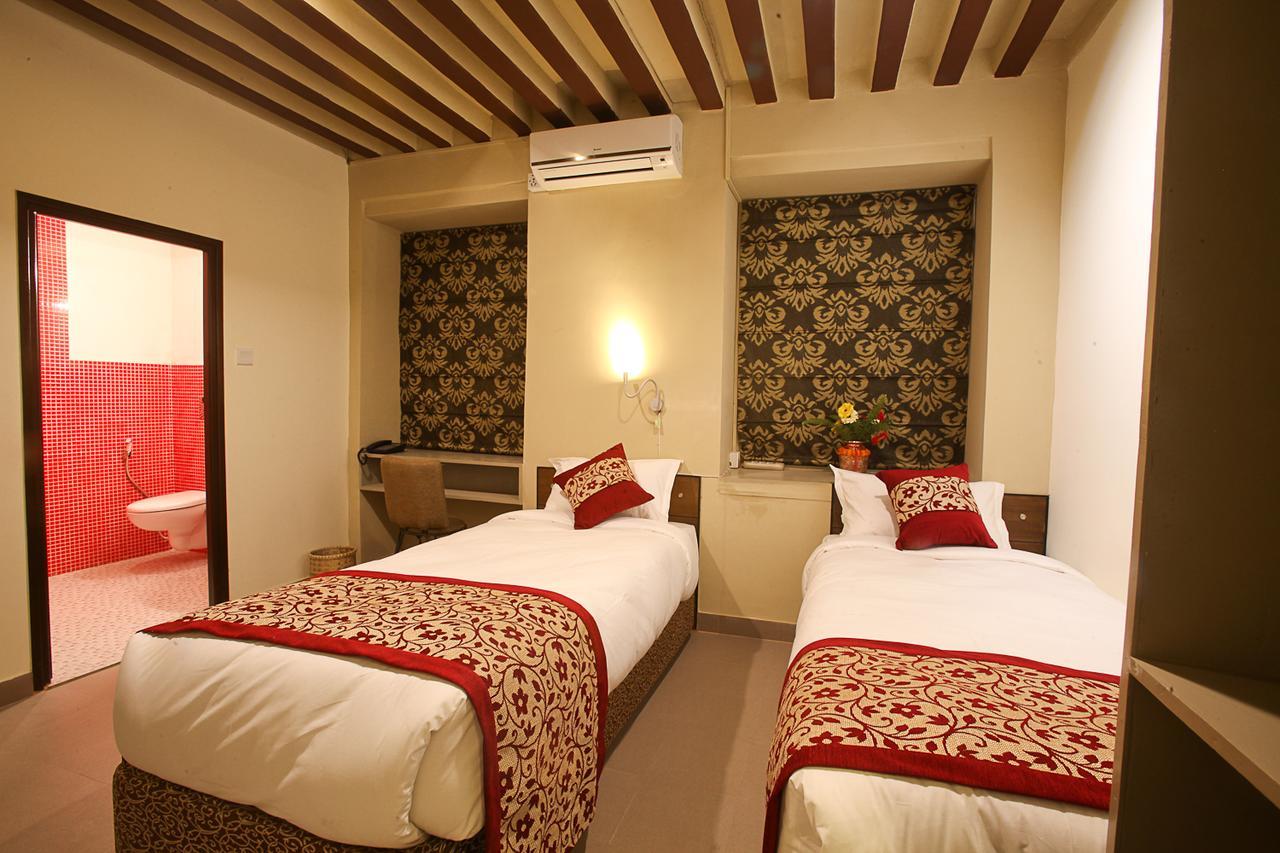 Hotel Heranya 3*