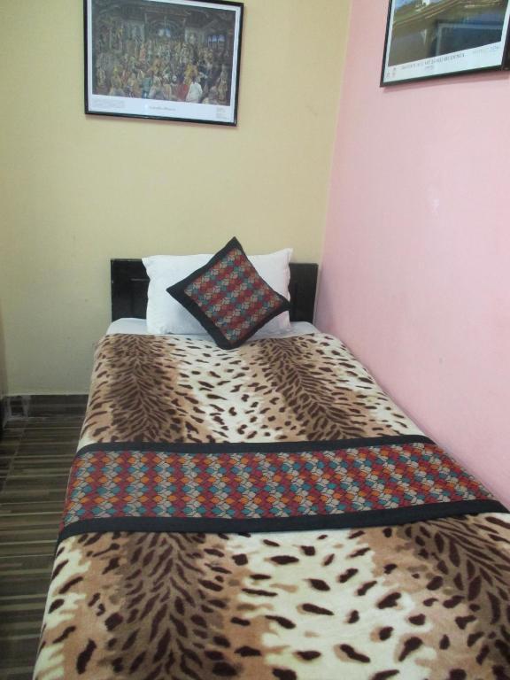 Bed & Breakfast Budget Multiplex