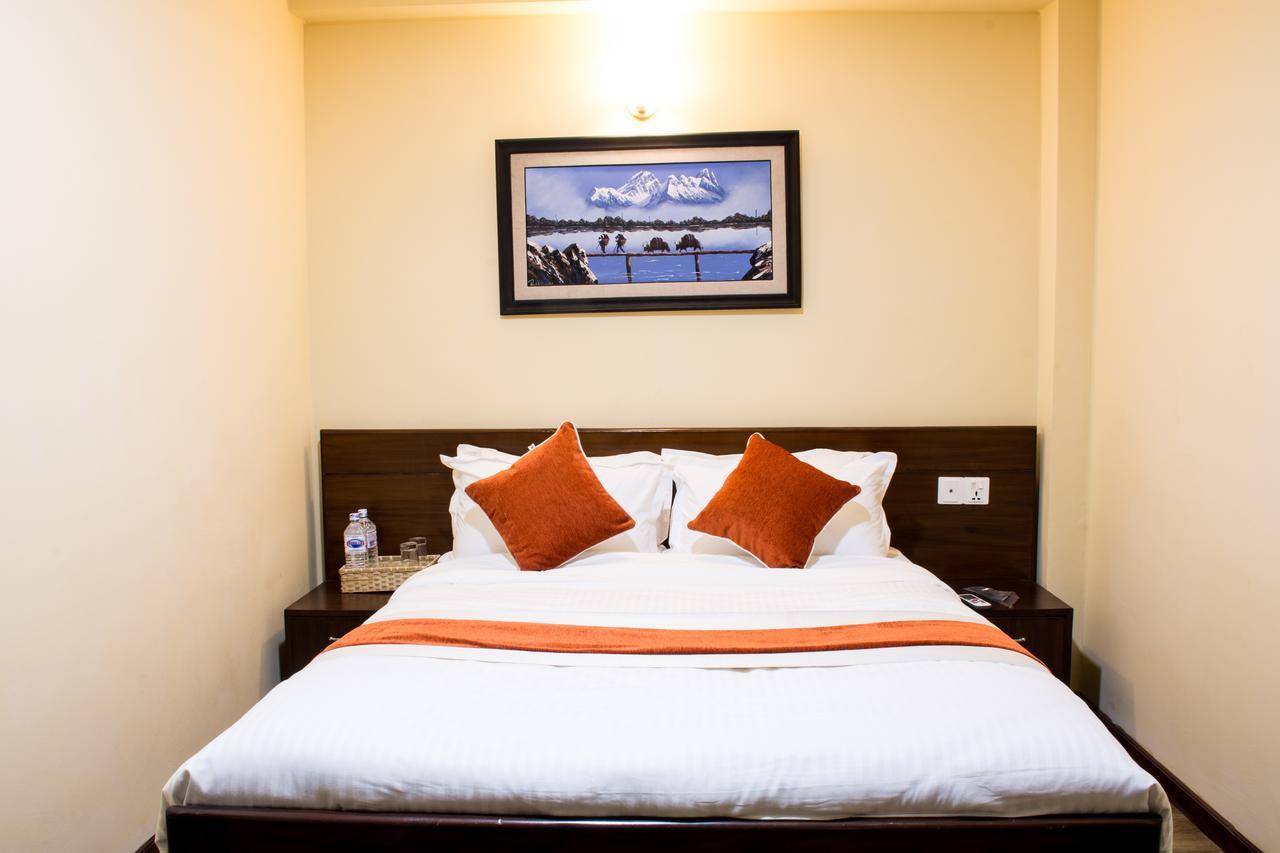 Sampada Garden Hotel 3*