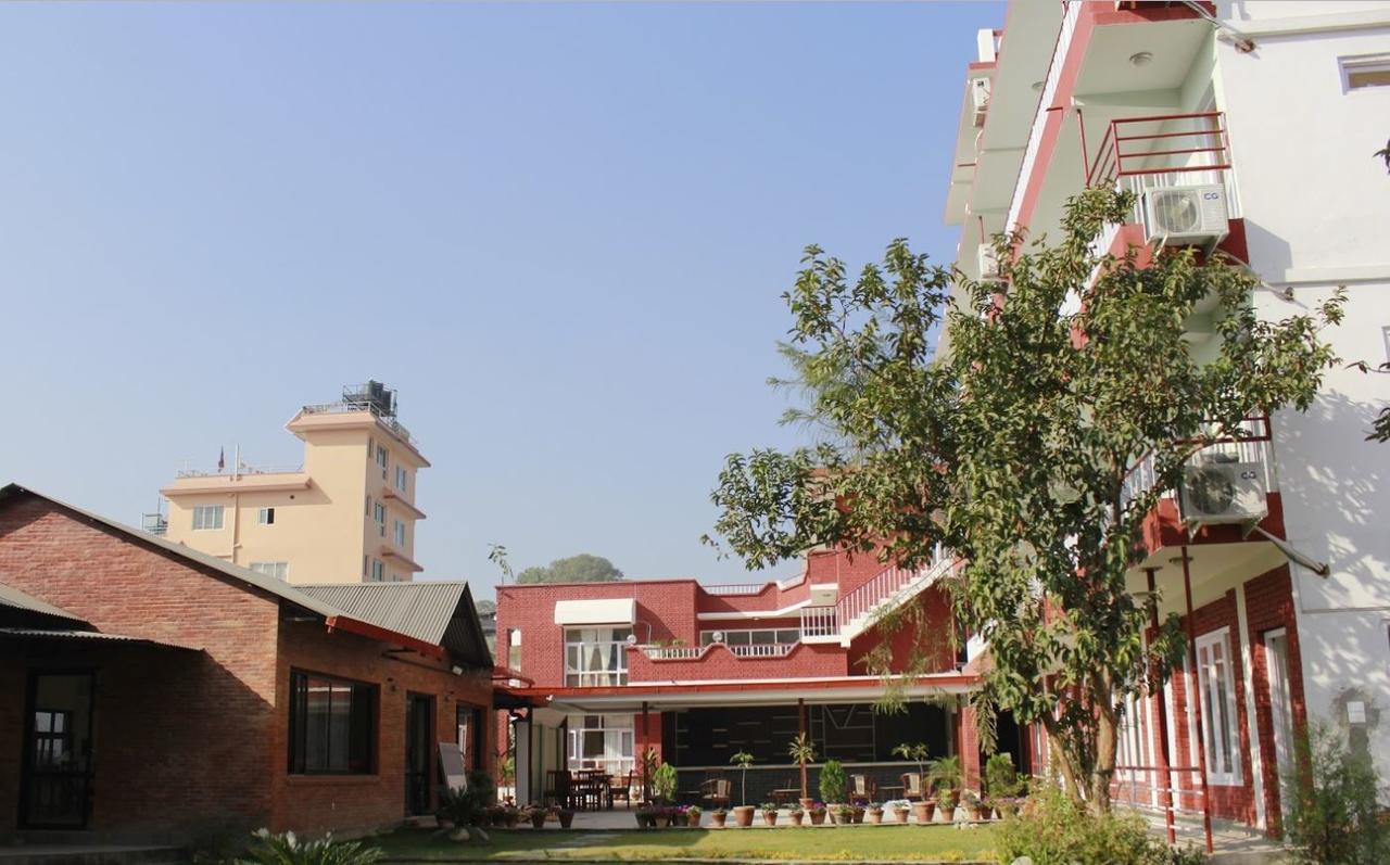 Hotel Sampada Garden