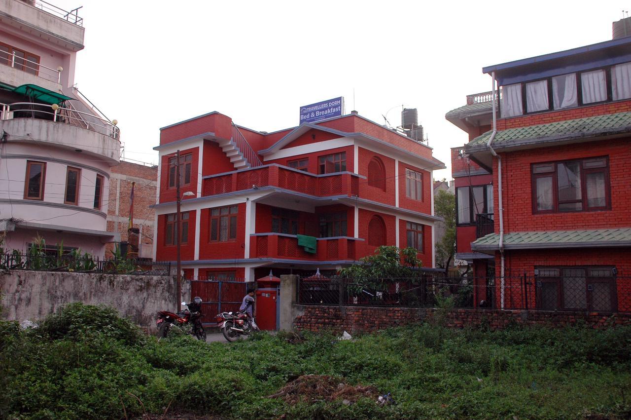 Bed & Breakfast Travellers Dorm 2*