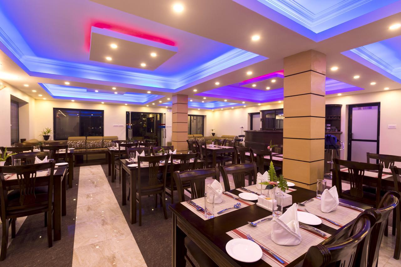 Nepal 3*