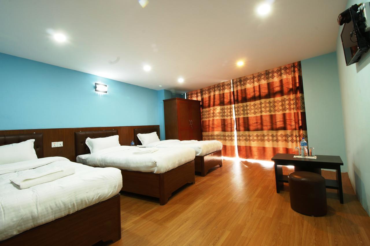 Hotel Everest *