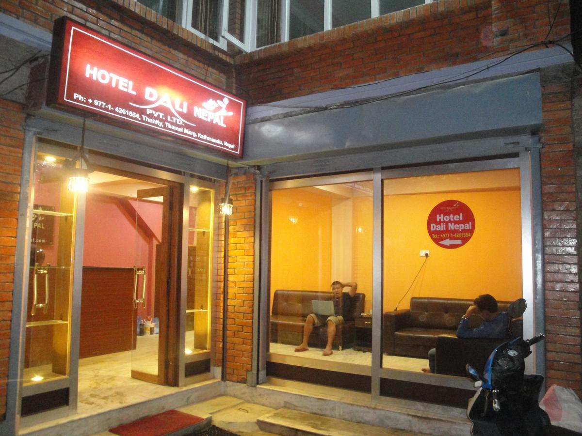 Dali Nepal 3*