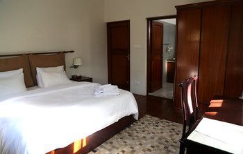Hotel Lavie And 3*