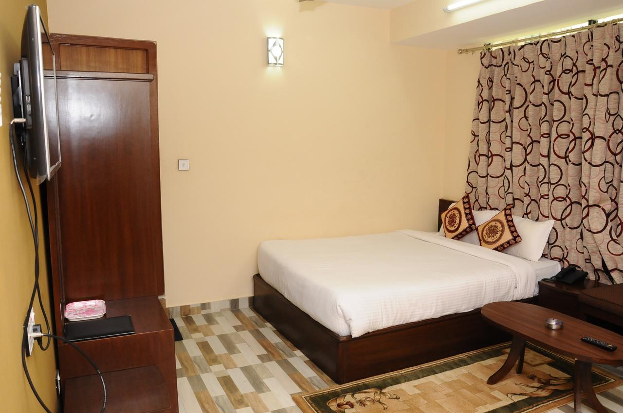 Rameshworam Hotel