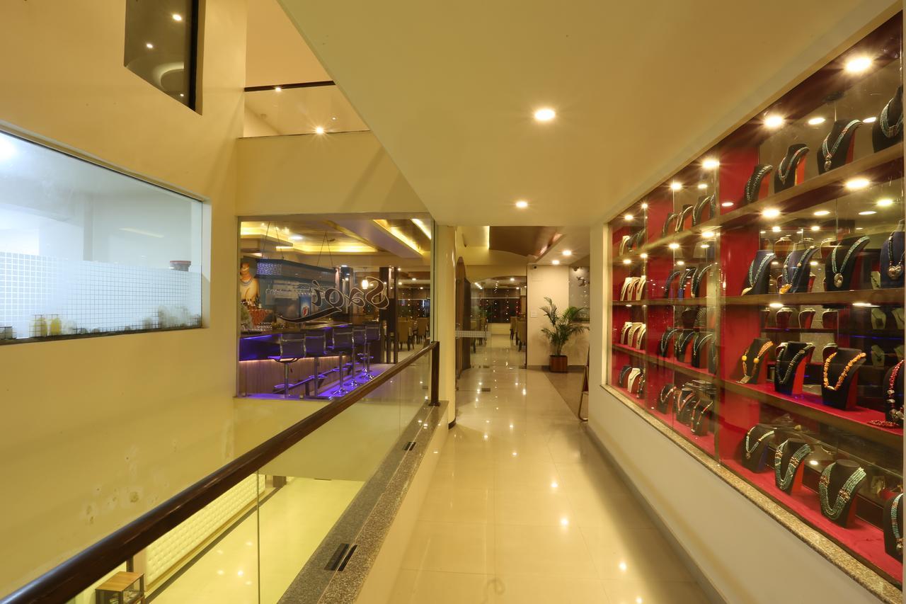 Yatri Suites And Spa 4*