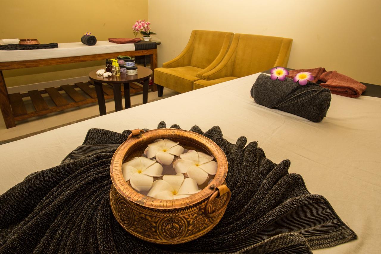 Yatri Suites And Spa 4*