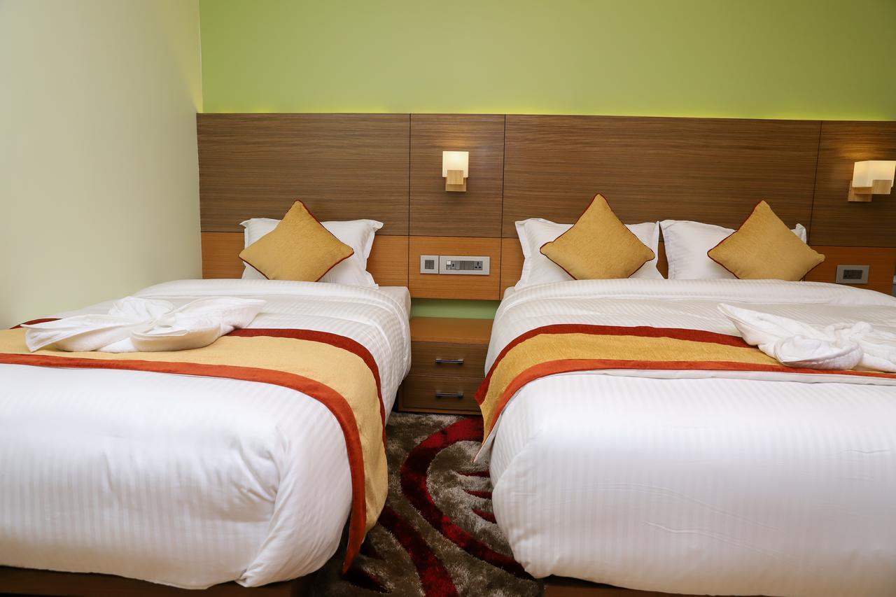 Hotel Retro And