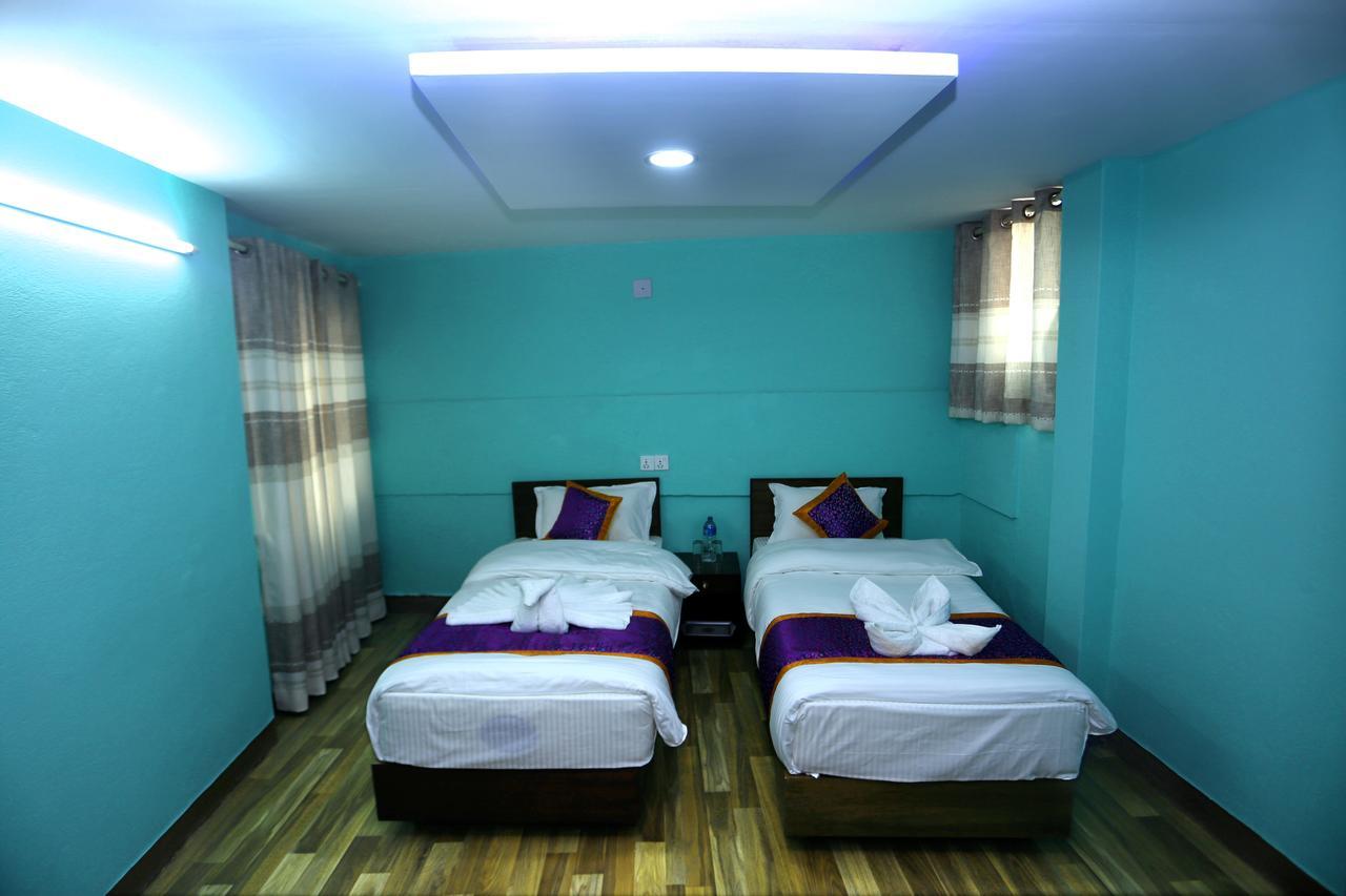 Hotel Rising 2*