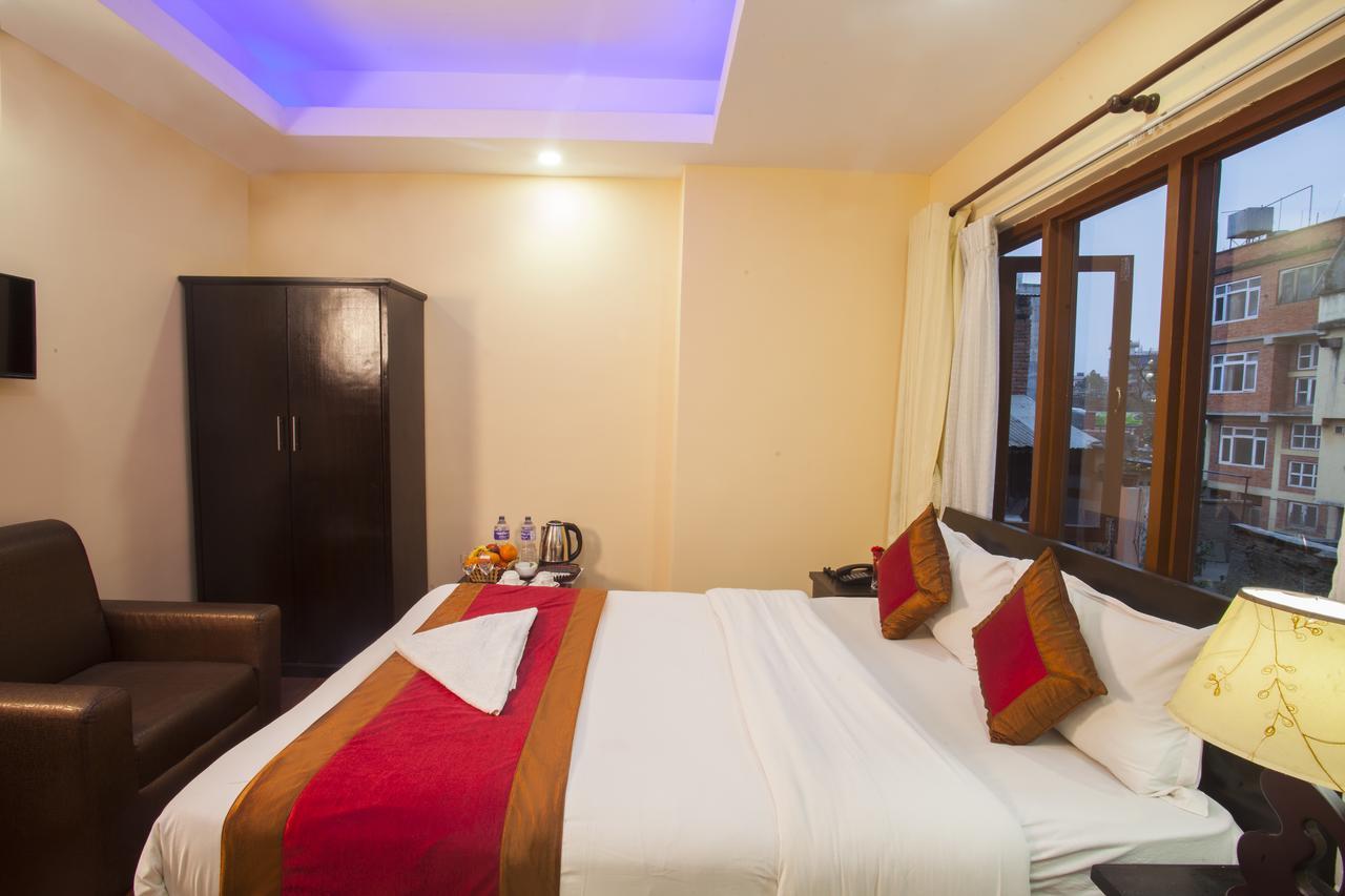 Dream City Hotel