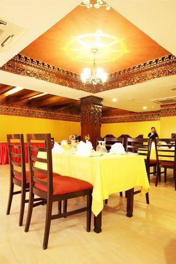 Tibet International Hotel 4*