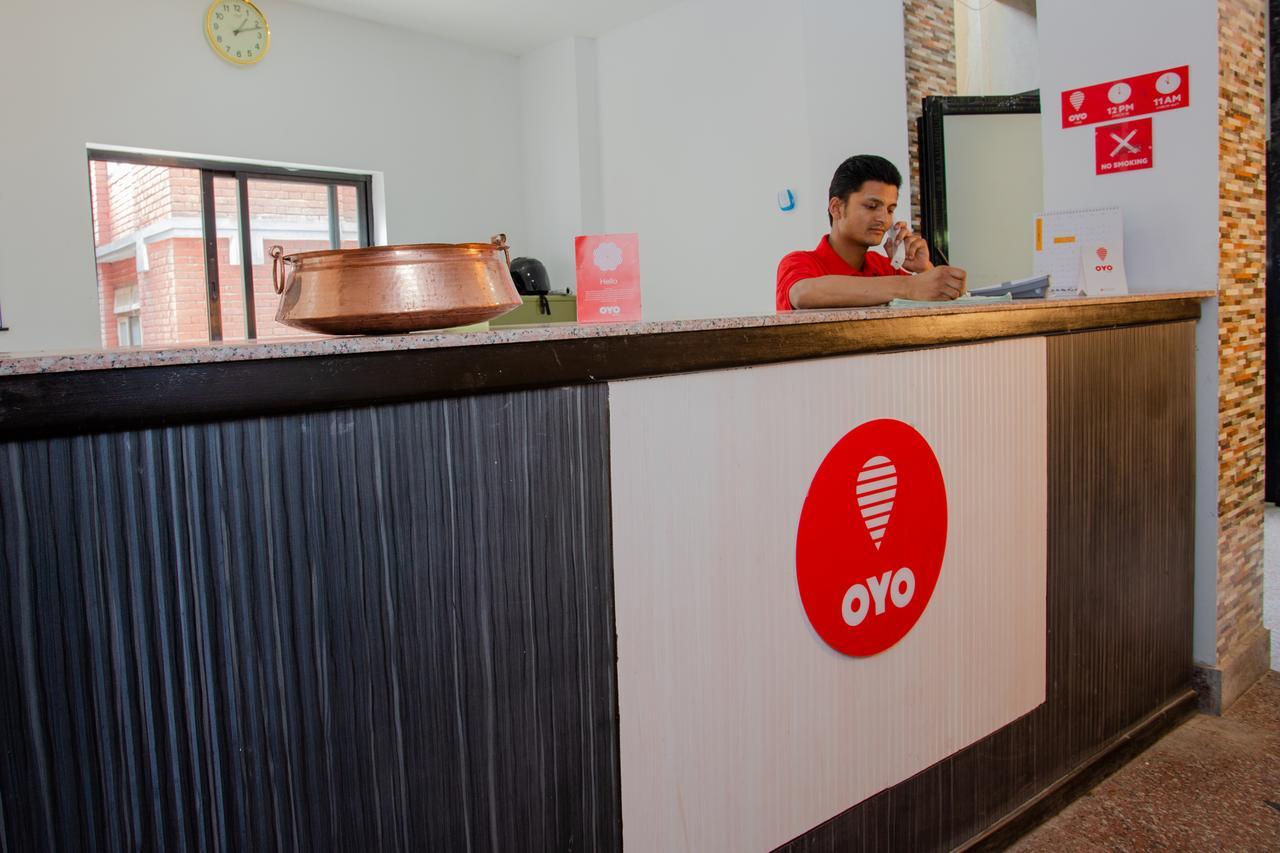 Oyo 142 Co International Hotel 2*