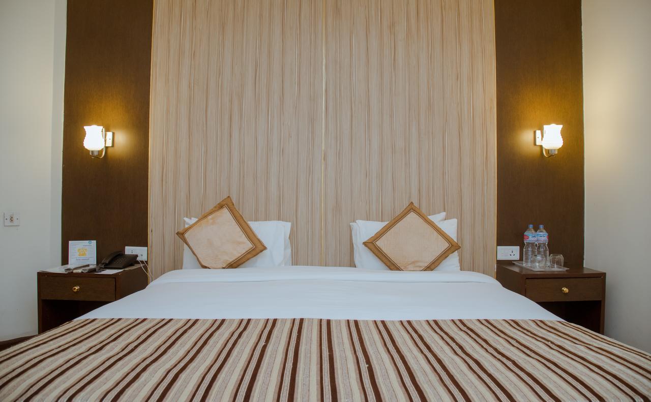 Hotel Vaishali 4*