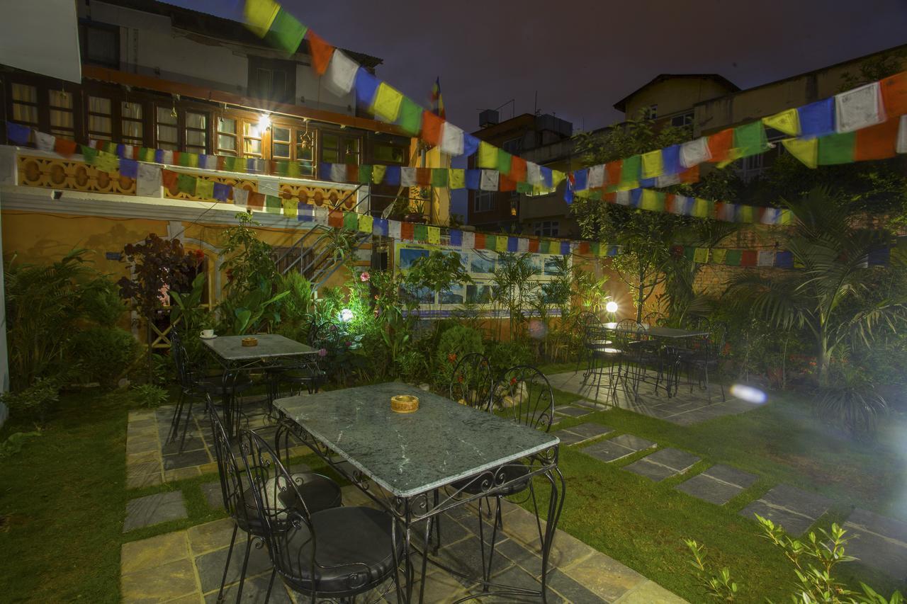 Dream City Hotel 3*