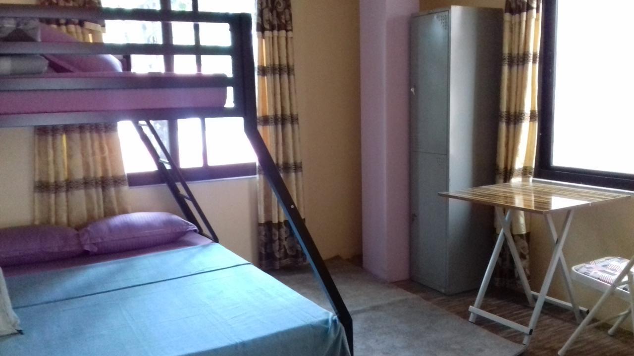 Nepal 2*