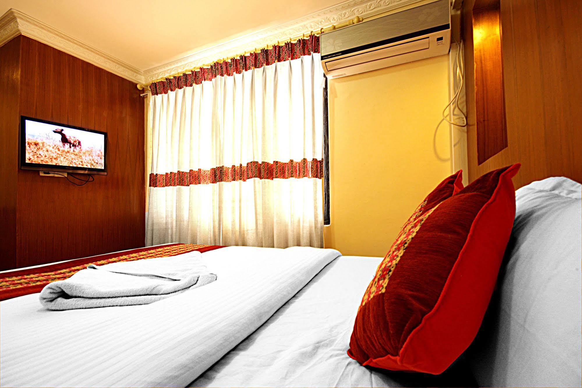 Bubo Himalaya 2*