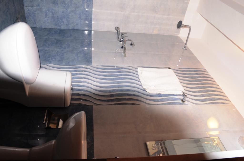 Hotel Potala Tourist 3*
