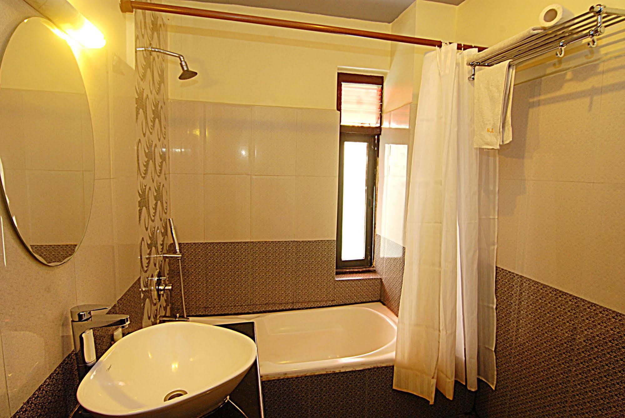Amaryllis Hotel 3*