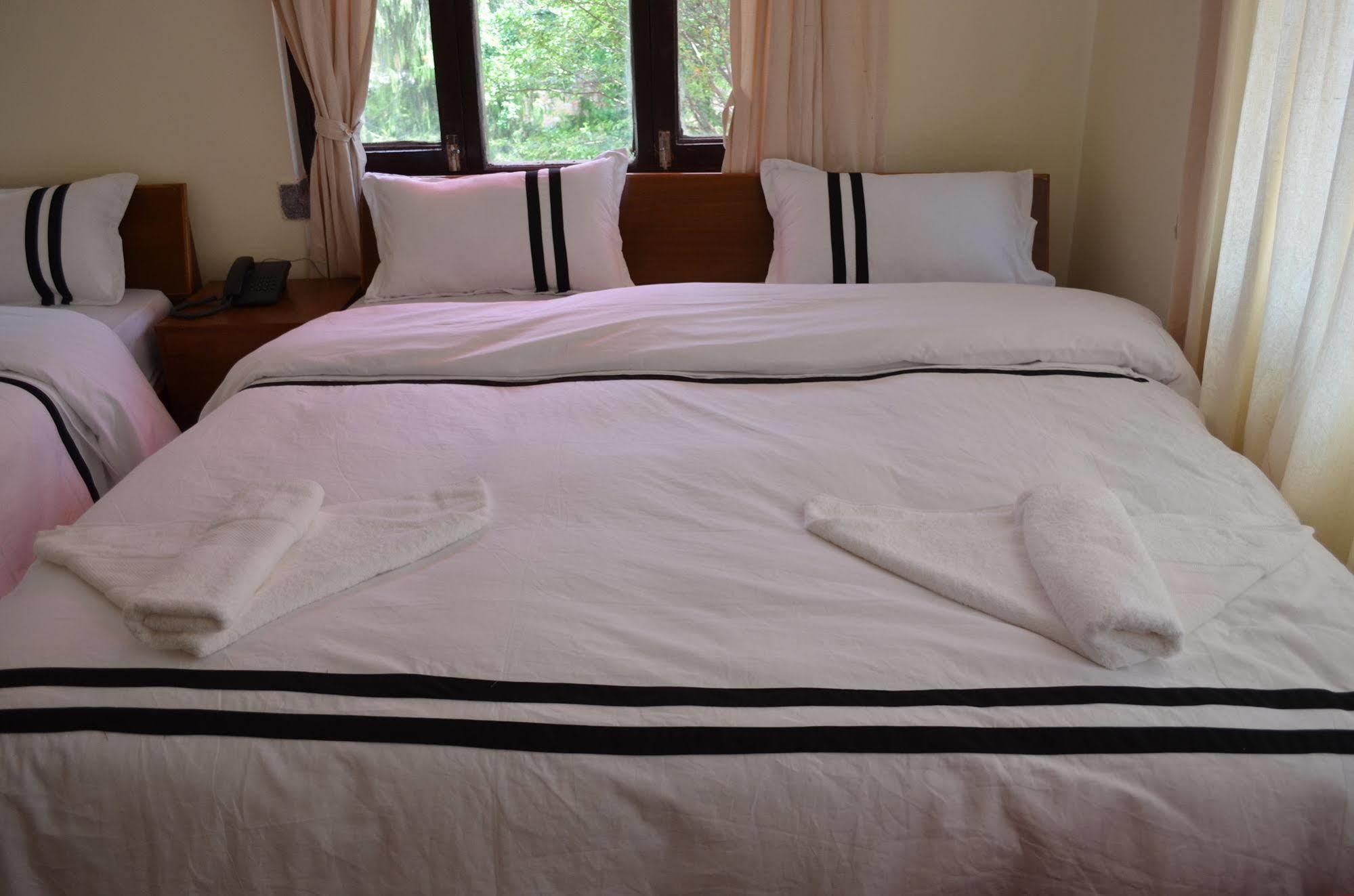 Amaryllis Hotel 3*