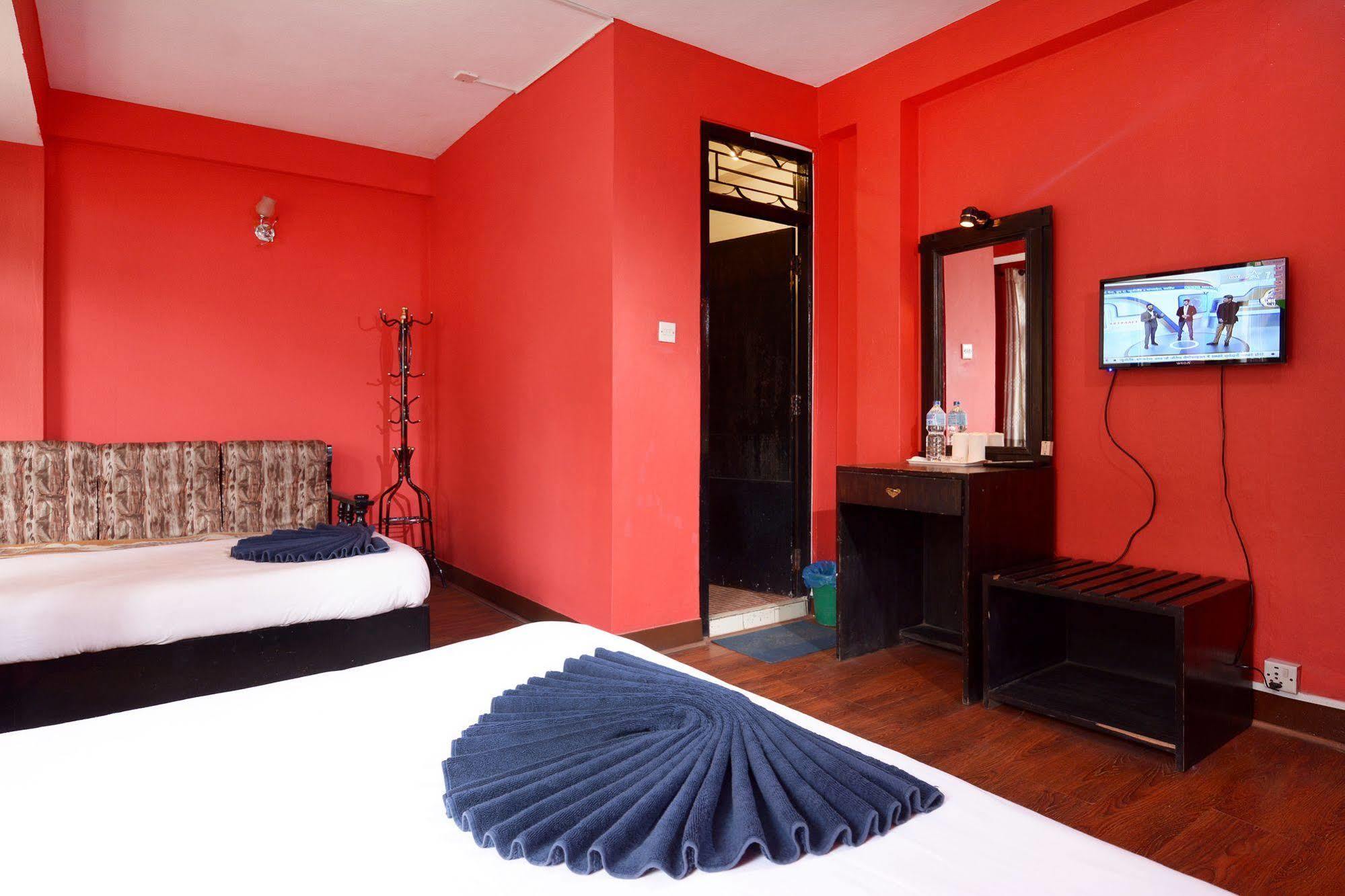Silver Hotel *