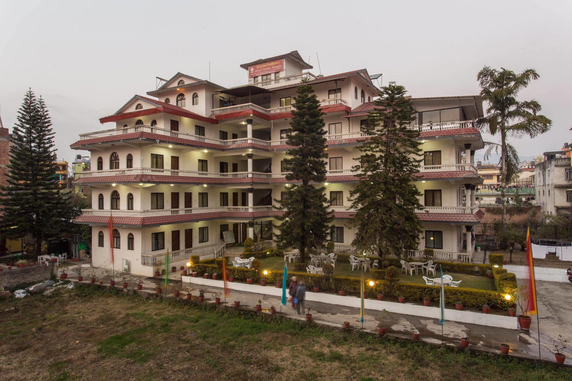 Hotel Norbu Sangpo 2*